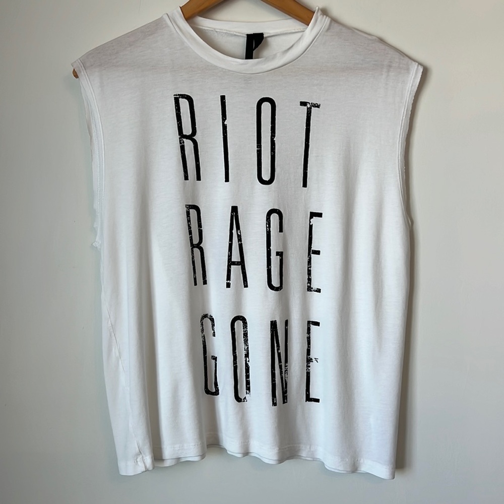 Riot Rage Gone top - Picture 1 of 5